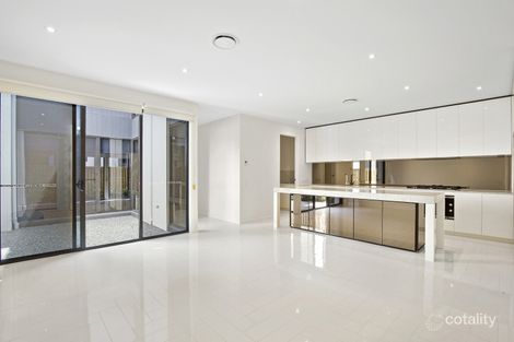 1/4 Magnoli Cct, Palm Beach, QLD 4221