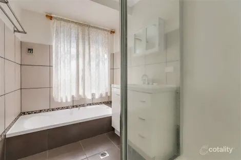 Property photo of 8 Bonneville Way Joondalup WA 6027