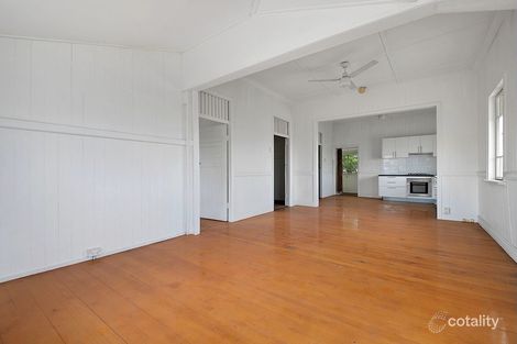 Property photo of 9 Brassey Street Fairfield QLD 4103
