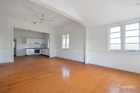 Property photo of 9 Brassey Street Fairfield QLD 4103