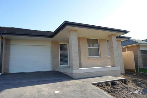 2/27 Carnarvon Cct, East Maitland, NSW 2323