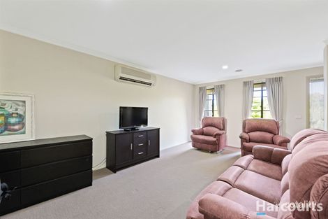 Property photo of 21 Longwarry Road Drouin VIC 3818