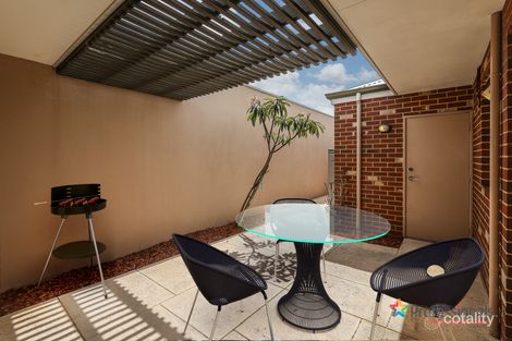 Property photo of 20 Sealey Way Ellenbrook WA 6069