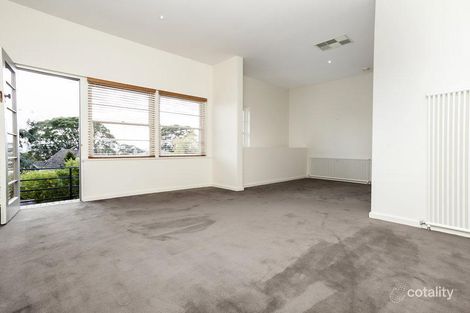 Property photo of 17 Goldthorns Avenue Kew VIC 3101