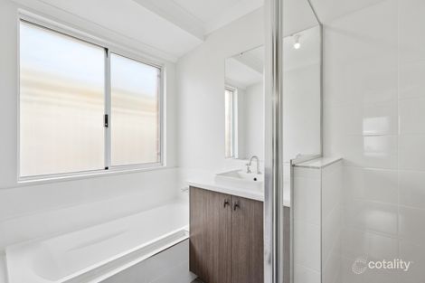 Property photo of 21 Taincrow Way Golden Bay WA 6174