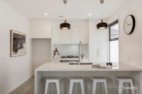 Property photo of 2/28 Westgate Street Pascoe Vale South VIC 3044