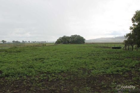 89 Clifton-Leyburn Rd, Clifton, QLD 4361