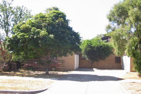 2/27 Clovelly Ave, Glenroy, VIC 3046