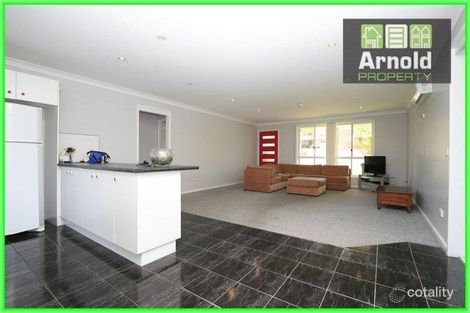 Property photo of 34 Angophora Drive Warabrook NSW 2304
