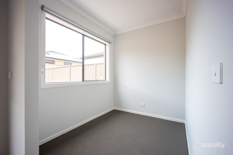 9 Gem Cres, Cobblebank, VIC 3338