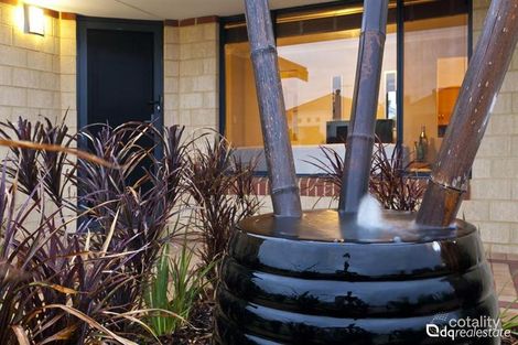 Property photo of 35 Waterford Parade Darch WA 6065