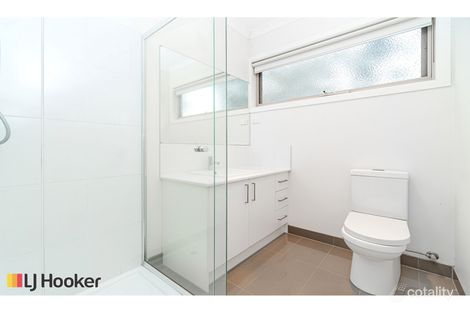 Property photo of 88 Bridgehaven Drive Craigieburn VIC 3064