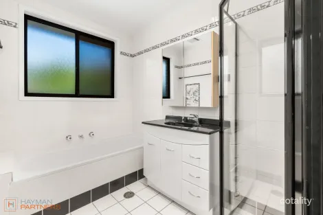 Property photo of 31 Middleton Circuit Gowrie ACT 2904