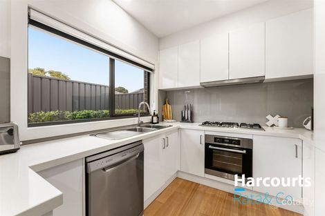 Property photo of 2/8 King Street Lalor VIC 3075