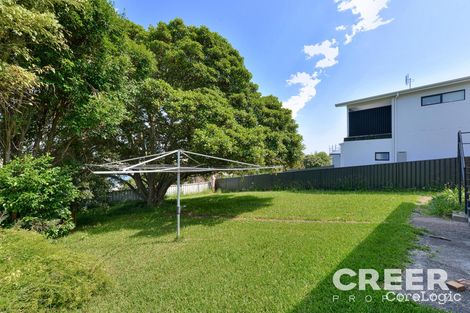 Property photo of 10 Light Street Bar Beach NSW 2300