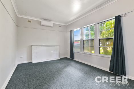 Property photo of 10 Light Street Bar Beach NSW 2300