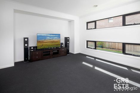 Property photo of 58 Ranfurlie Boulevard Cranbourne West VIC 3977