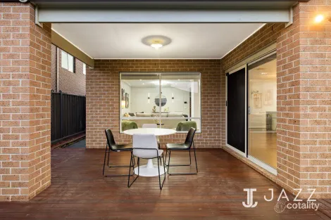 Property photo of 11 Creston Street Point Cook VIC 3030