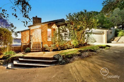 Property photo of 2 Bronwyn Court Research VIC 3095