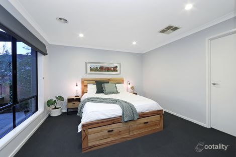Property photo of 32 Stringybark Drive Ferntree Gully VIC 3156