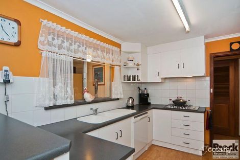 Property photo of 36 Lorraine Avenue Para Vista SA 5093