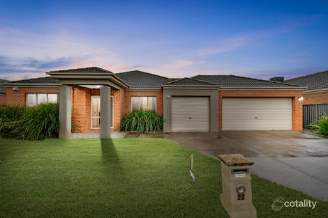 Property photo of 27 Everly Circuit Pakenham VIC 3810