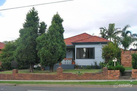 1/184 Juno Pde, Greenacre, NSW 2190