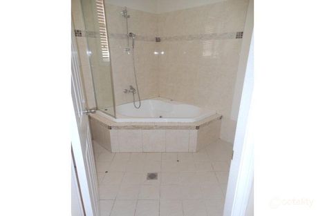 Property photo of 48 Thornhill Street Young NSW 2594