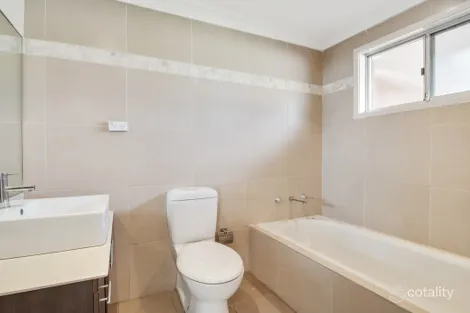 Property photo of 34 Albatross Road Berkeley Vale NSW 2261