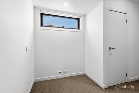 Property photo of 5 Baker Crescent Heidelberg Heights VIC 3081