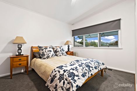 Property photo of 35 Wollybutt Road Engadine NSW 2233