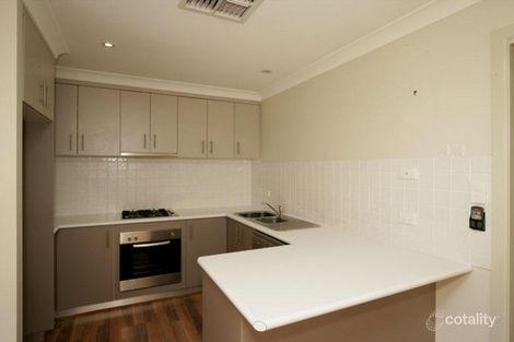Property photo of 3/26 Dove Street Mount Austin NSW 2650