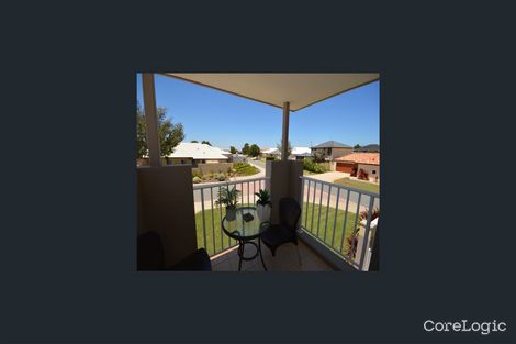 Property photo of 16 Crowsnest Terrace Wannanup WA 6210