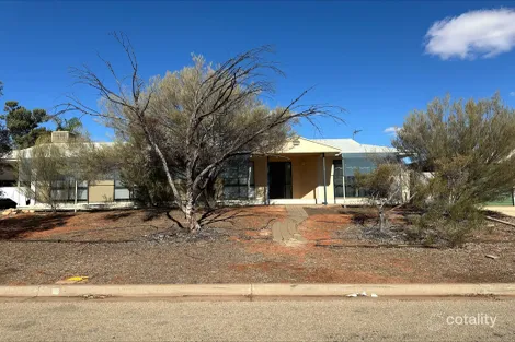 Property photo of 18 Finniss Street Roxby Downs SA 5725