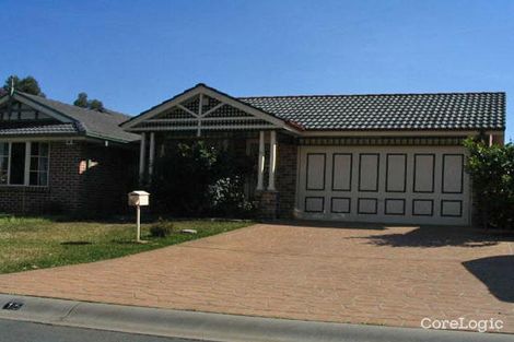 Property photo of 15 Wallcliffe Court Wattle Grove NSW 2173