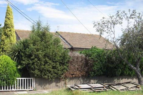 Property photo of 53 Ivanhoe Avenue St Albans VIC 3021