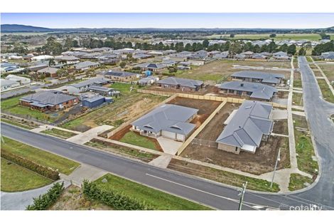 Property photo of 33 Brady Road Gisborne VIC 3437