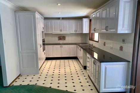 Property photo of 4 Rich Close Bligh Park NSW 2756