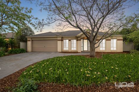 Property photo of 7 Macedon Close Caroline Springs VIC 3023