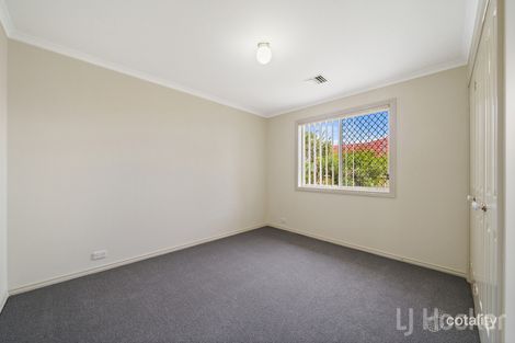 Property photo of 3 Carolyn Jackson Drive Jerrabomberra NSW 2619