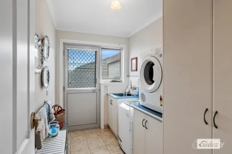 Property photo of 4/42 Main Street Ulverstone TAS 7315