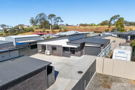 Property photo of 2/73 Lawrence Drive Devonport TAS 7310