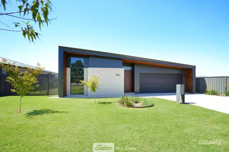 Property photo of 255 Clifton Boulevard Griffith NSW 2680