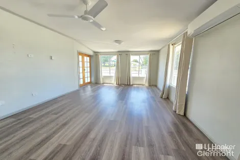 Property photo of 22 Capricorn Street Clermont QLD 4721