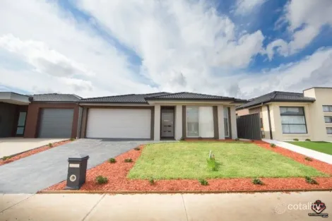 Property photo of 150 Hummingbird Boulevard Tarneit VIC 3029