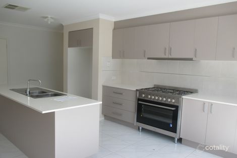 Property photo of 3 Lansdowne Court Mooroopna VIC 3629