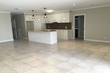Property photo of 81 Cambridge Drive Thurgoona NSW 2640