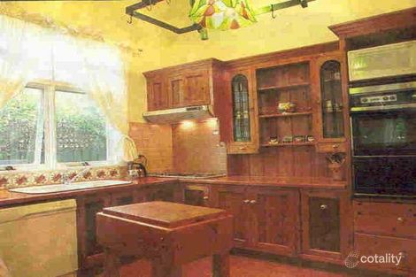 Property photo of 30 Downshire Road Elsternwick VIC 3185