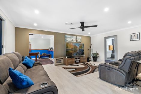 Property photo of 19 Sandpiper Way Tumbi Umbi NSW 2261