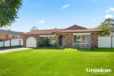 Property photo of 16 Ivanhoe Street St Johns Park NSW 2176